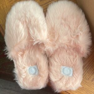 Cozey pink slip on slippers with tru comfort foam insoles